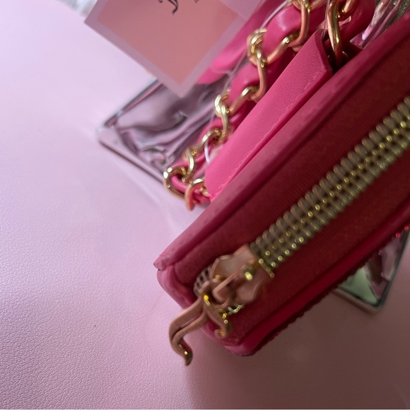 Juicy Couture Rhinestone Heart Belt Bag - Picture 6 of 13